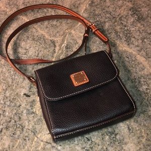 Dooney & Bourke cross body